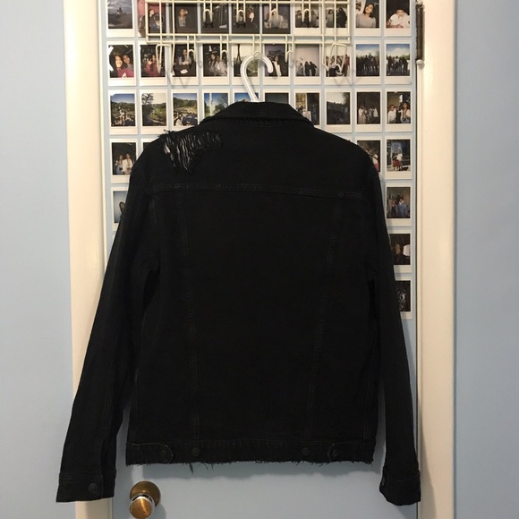 H&M black ripped jean jacket - Picture 3 of 3